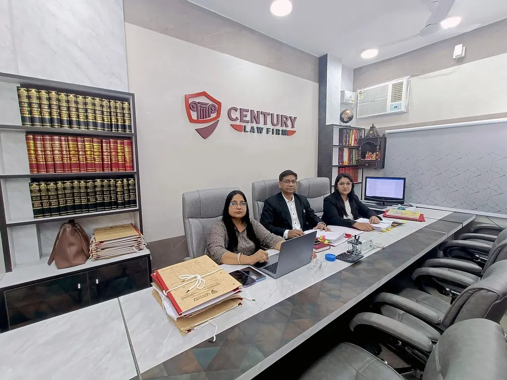 Best criminal lawyer in Delhi providing legal consultation